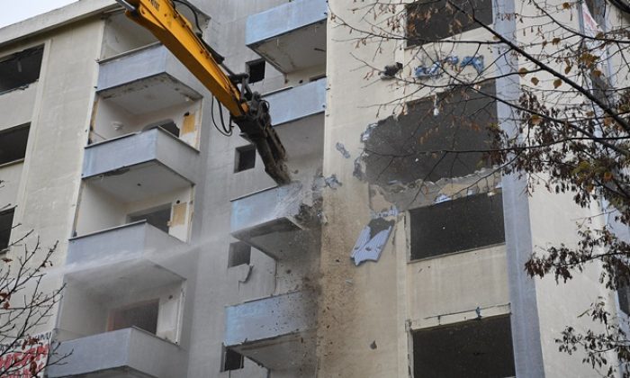 GÜRPINAR’DA ÇOĞUNLUK SAĞLANDI KENTSEL DÖNÜŞÜM BAŞLIYOR