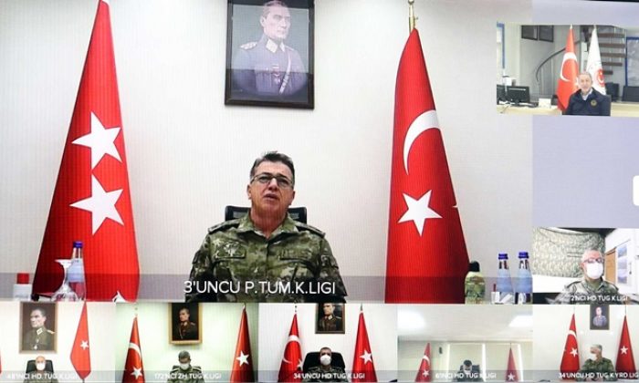 Millî Savunma Bakanı Hulusi Akar, Irak Hudut Hattında Konuştu: “Afrin’e Yönelik Alçak Saldırı Sonrası Karşı Operasyon Başlatıldı, 18 Terörist Etkisiz Hâle Getirildi.”