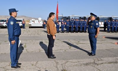 Президент Садыр Жапаров передал новую спецтехнику для МЧС