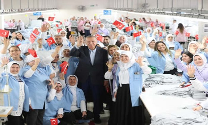 Cumhurbaşkanı Erdoğan, Denizli’de “Emekçi Kadınlar Buluşması” programına katıldı