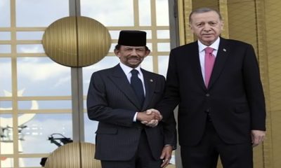 Brunei Sultanı Waddaulah Cumhurbaşkanlığı Külliyesinde