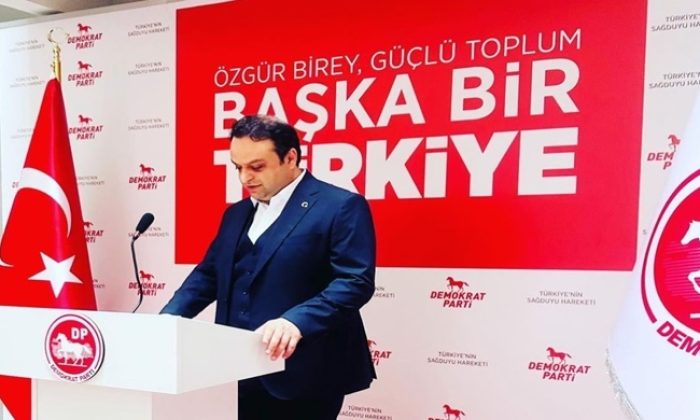 DEMOKRAT PARTİLİ SİYASETÇİ AYTAÇ BATTAL`DAN 15 TEMMUZ DEMOKRASİ VE MİLLİ BİRLİK GÜNÜ MESAJI