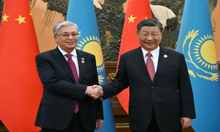 Kazakistan Cumhurbaşkanı Kassym-Jomart Tokayev ve Çin Halk Cumhuriyeti Cumhurbaşkanı Xi Jinping görüştü